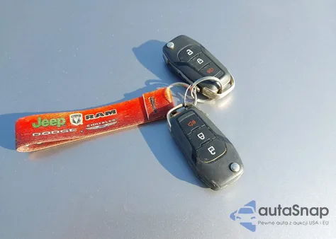 2015 Ford F-150 Xlt z USA, uszkodzony, nr VIN 1FTFW1EG3FFC15012